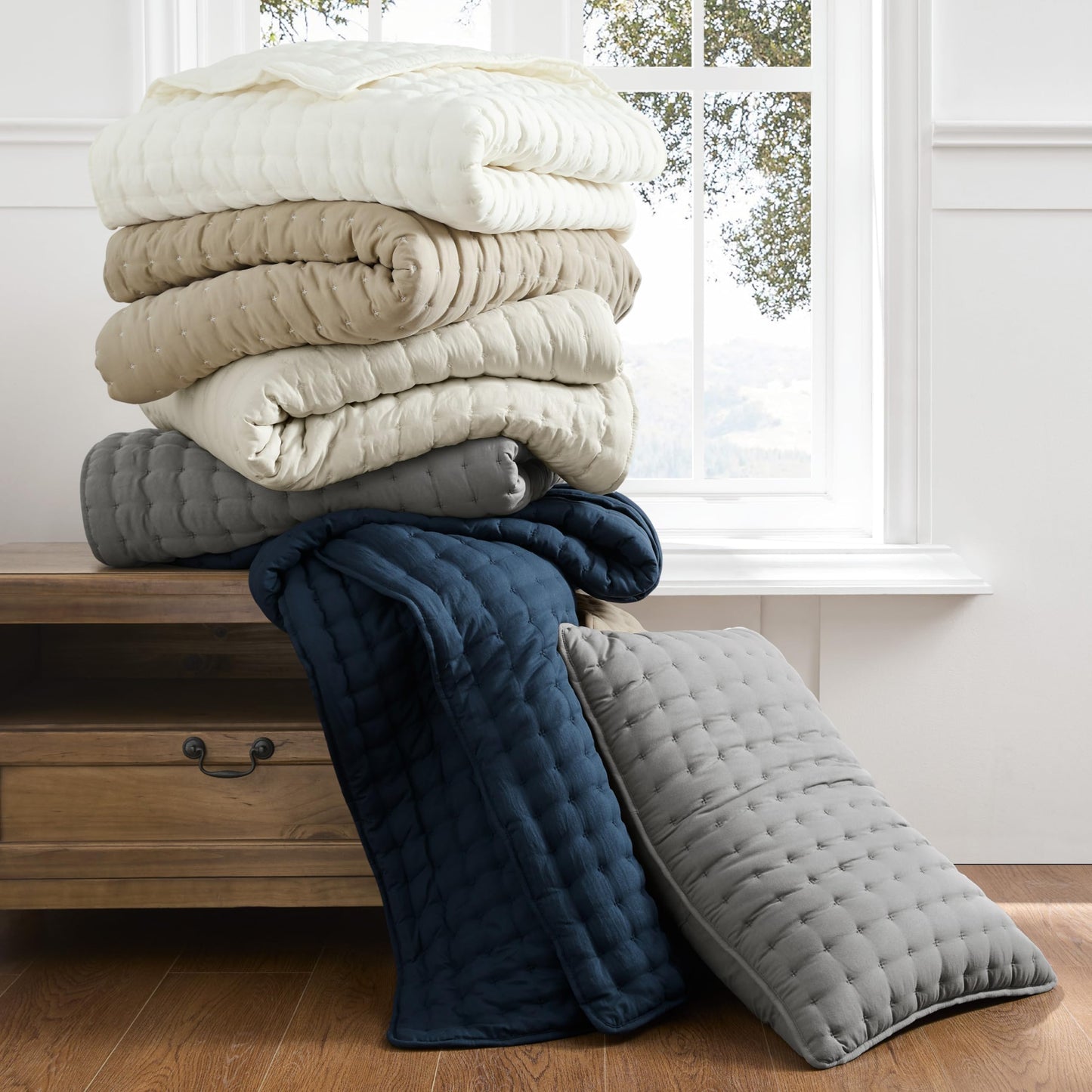 WDCOZY Navy Blue Queen Size Quilt Bedding Sets with Pillow Shams, Lightweight Soft Bedspread Coverlet, Quilted Blanket Thin Comforter Bed Cover, All Season Summer Spring, 3 Pieces, 90x90 inches