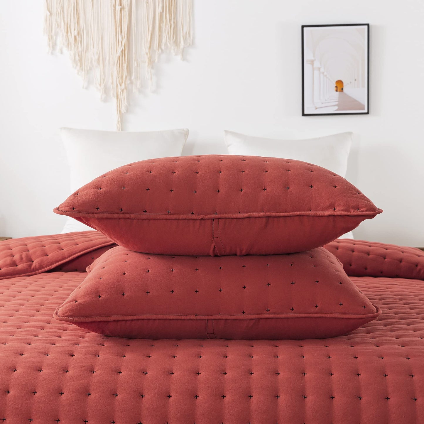 Burnt Orange King Size Quilt Bedding Sets with Pillow Shams, Red Lightweight Soft Bedspread Coverlet, Quilted Blanket Thin Comforter Bed Cover, All Season Summer Spring, 3 Pieces, 104x90 inches
